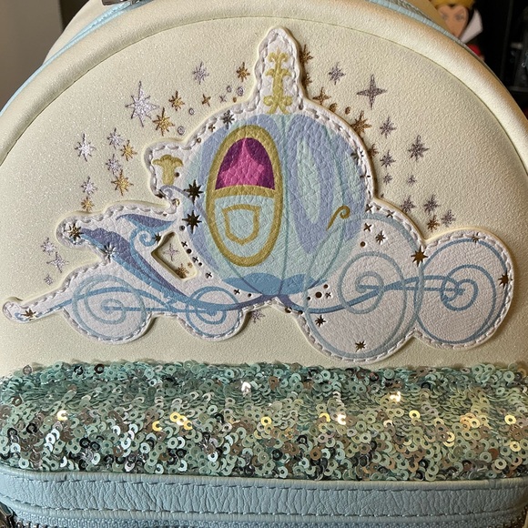 Cinderella’s Magical Carriage Sequin Loungefly - Picture 2 of 8